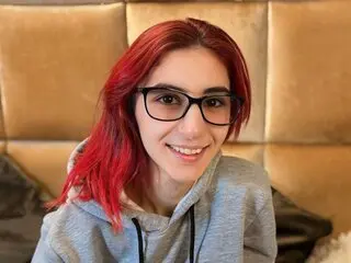 Sex webcam AliceAveri